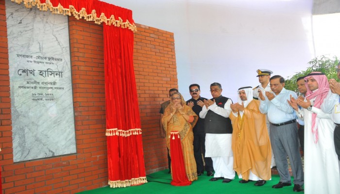 PM inaugurates part of Moghbazar-Mouchak flyover