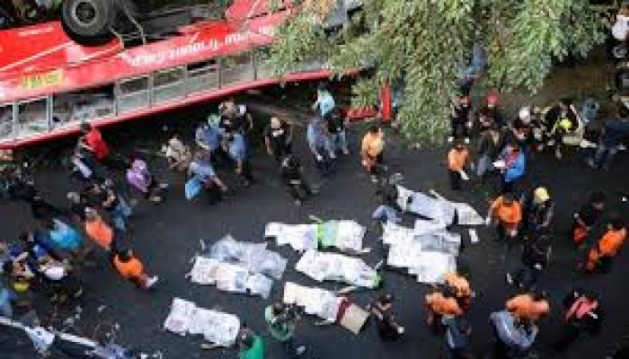 5 policemen among 7 killed in Bogra road accident