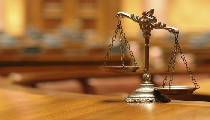 Distinction between Court and Tribunal 