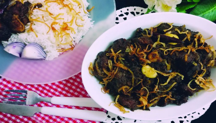 কিভাবে বানাবেন গরুর মাংসের কালো ভুনা