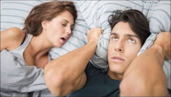 জেনে নিন, নাক ডাকা থেকে মুক্তি পেতে কি করবেন?