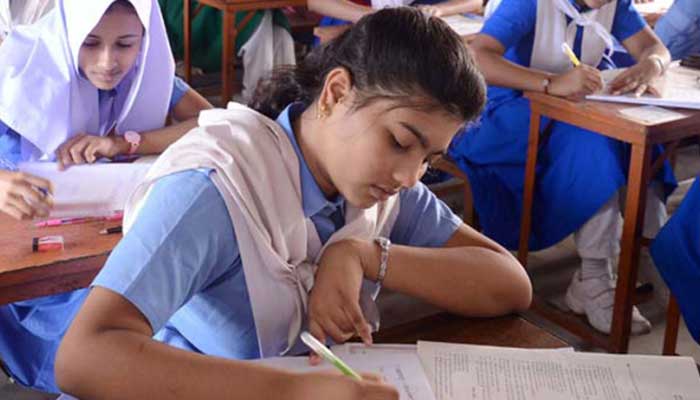 এসএসসি: কোটালীপাড়ায় ১০ শিক্ষক বহিষ্কার