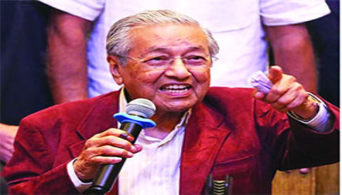 যেন ২৯ বছর বয়সী এক জাদুকর